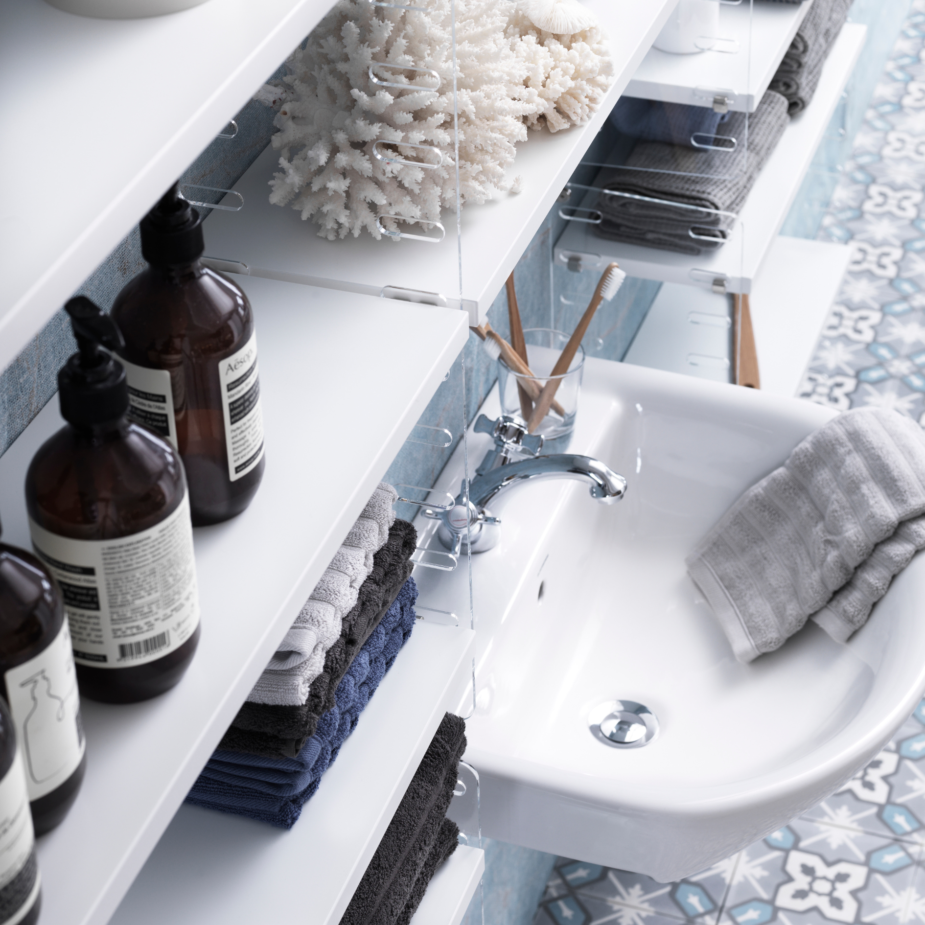 String Bathroom